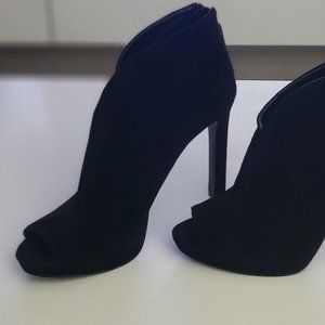 Nine West booties 8.5
